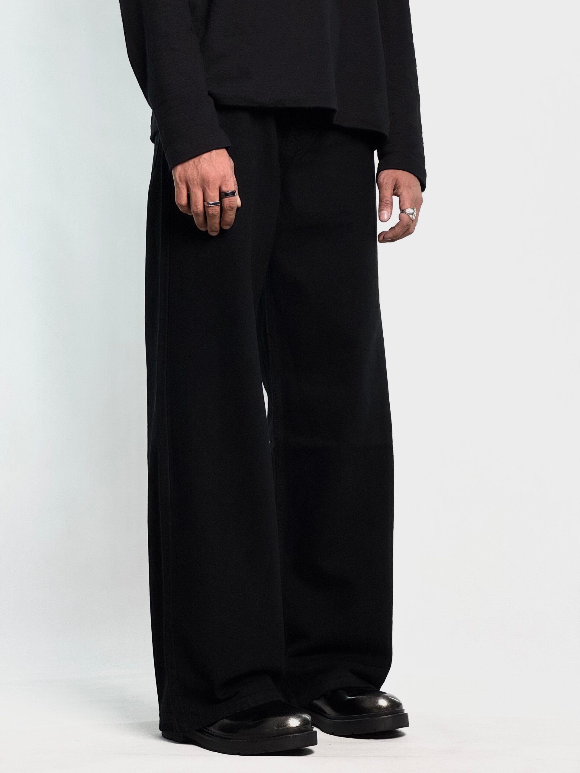 DRIP BLACK BAGGY