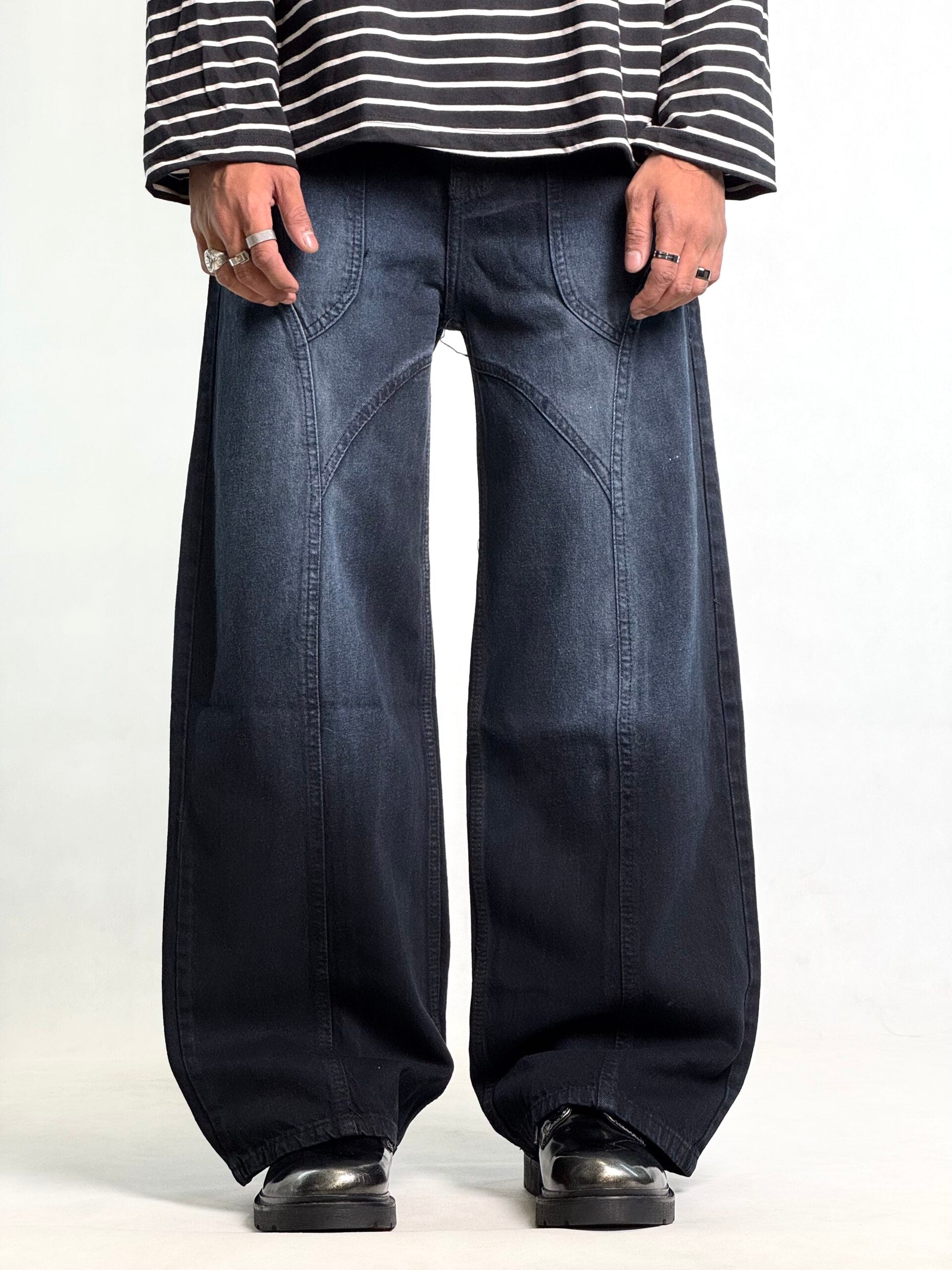 TREN DARK BAGGY