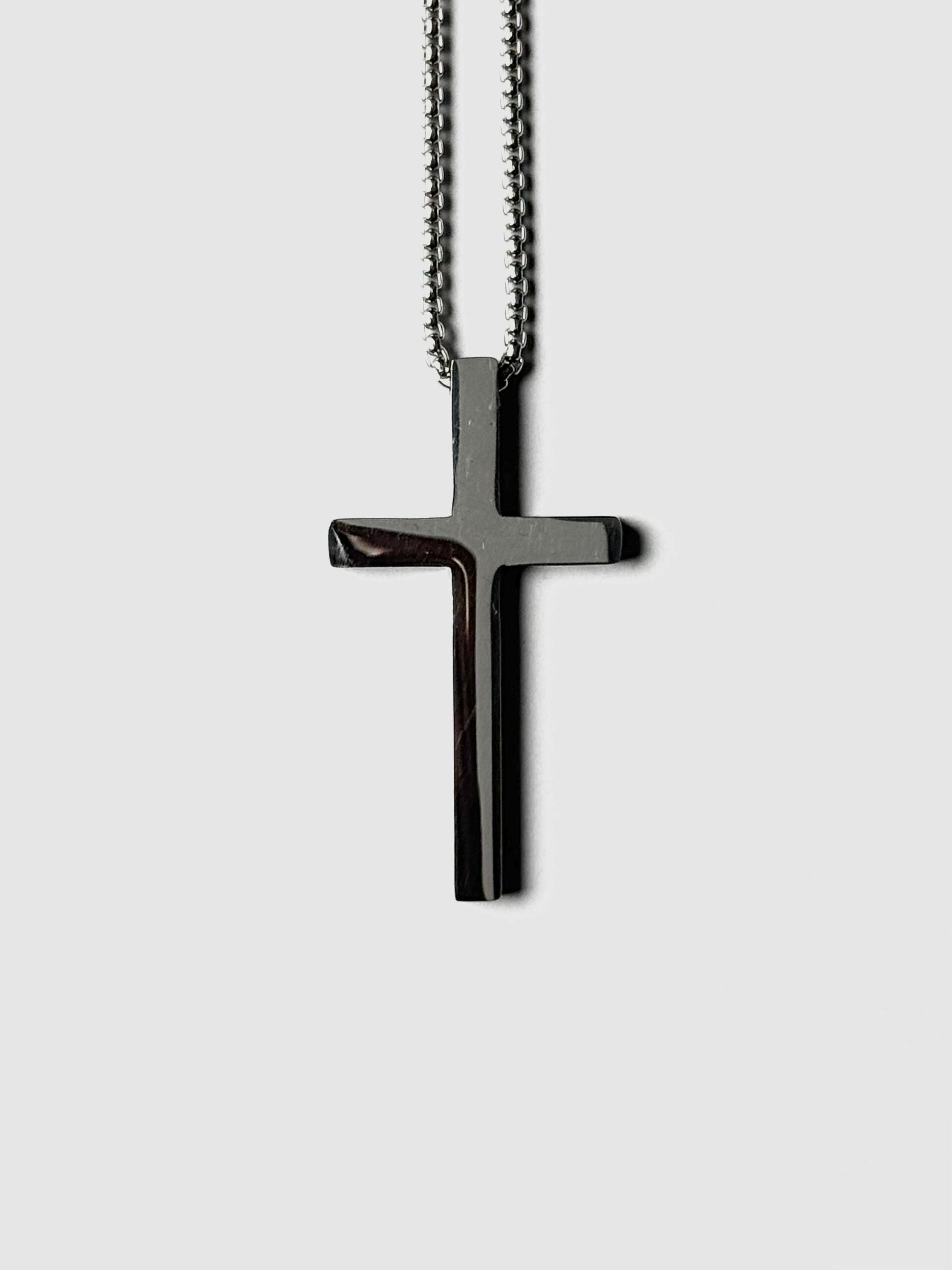 RAW CROSS CHAIN