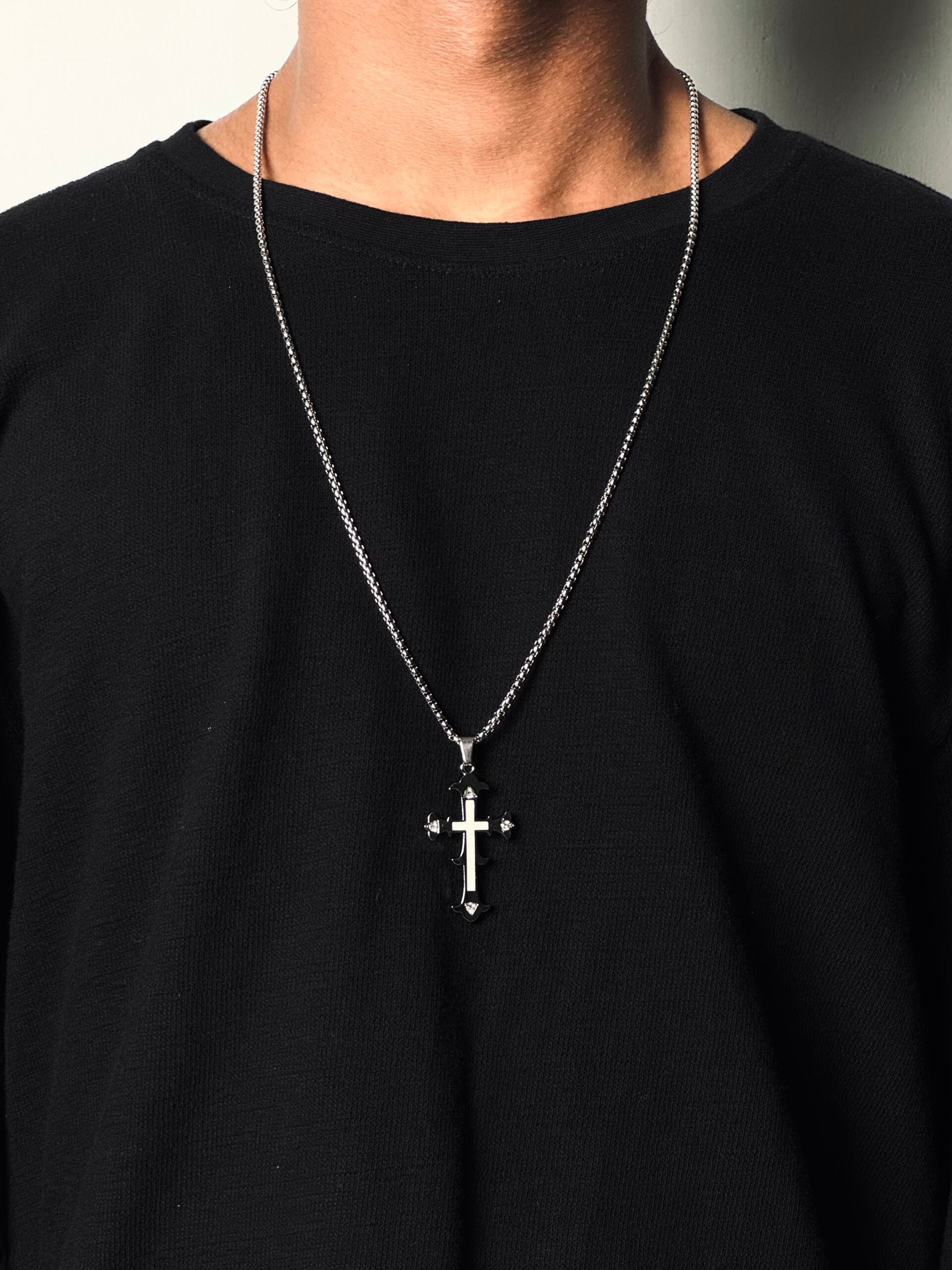DUAL CROSS CHAIN