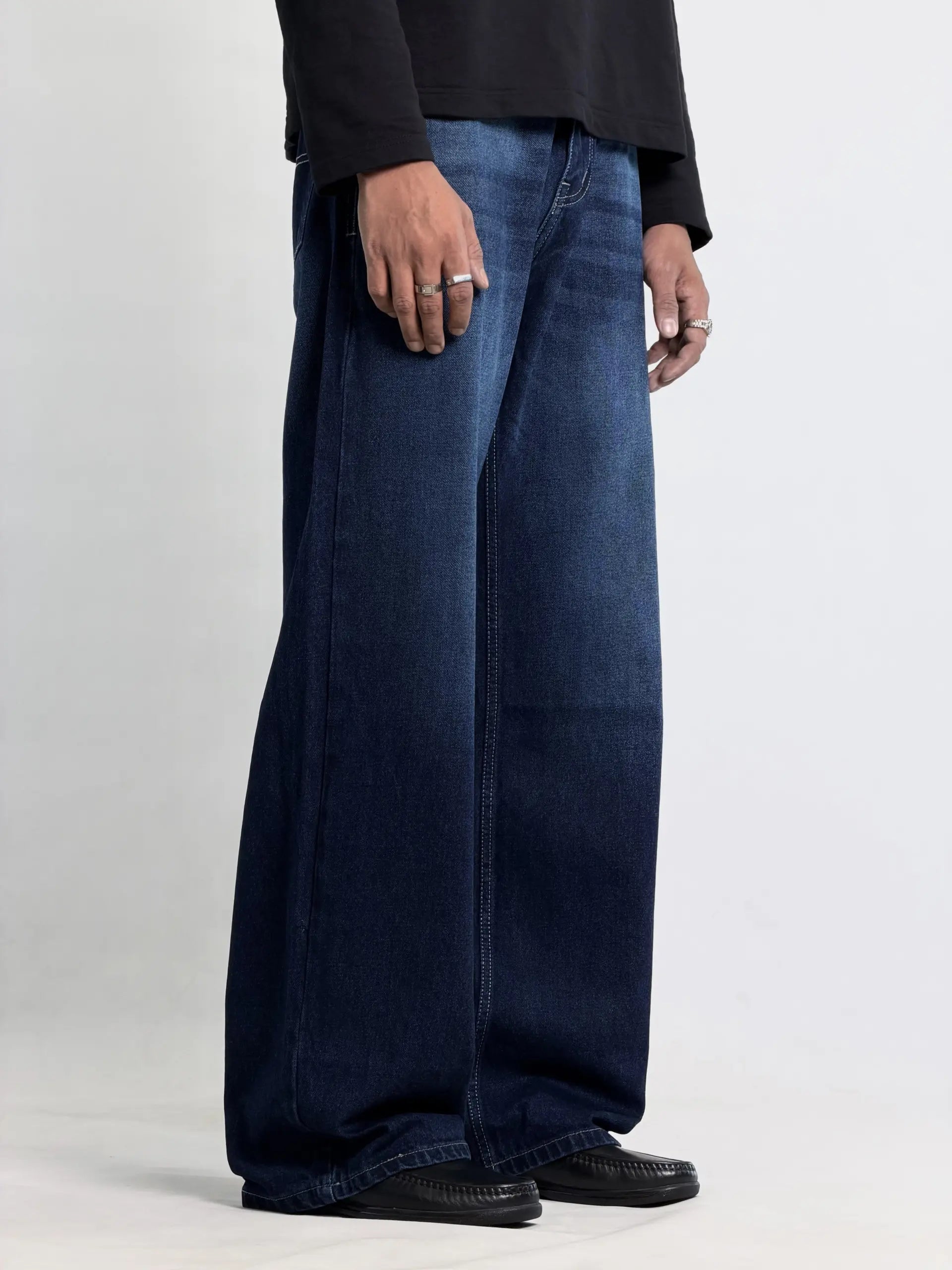 SMOOTH BLUE STRAIGHT