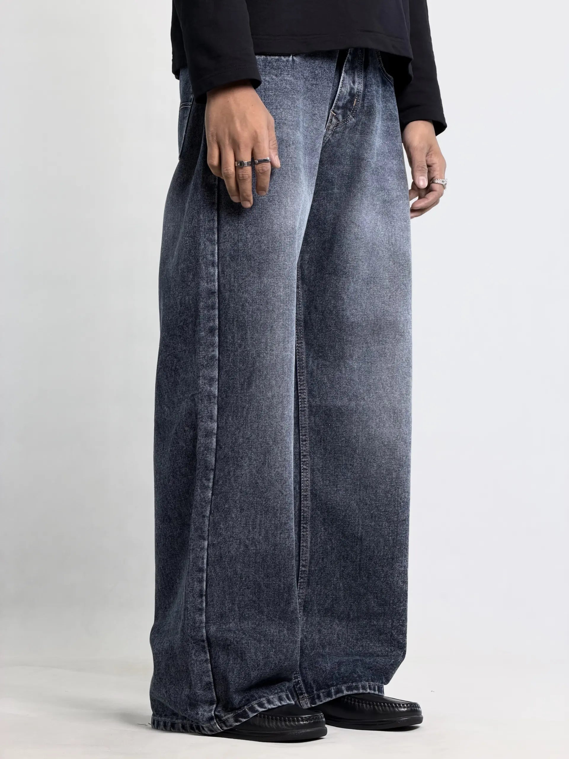 LABEL DARK BAGGY