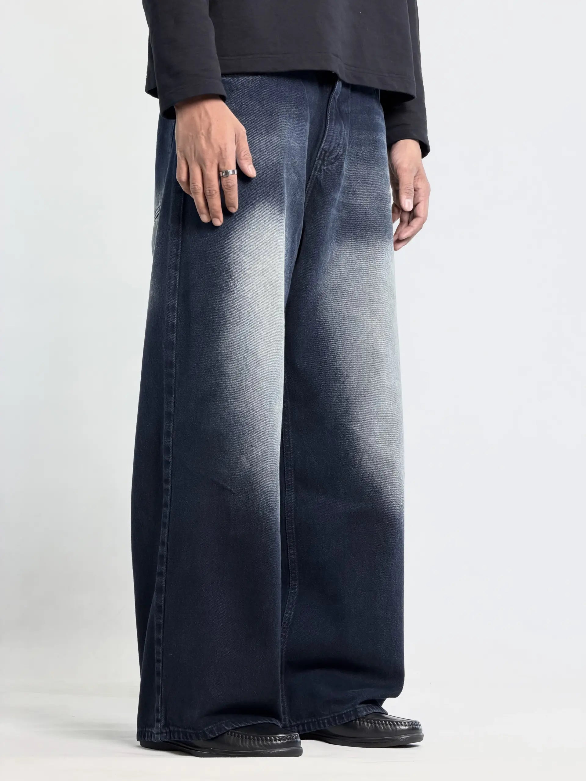 AURA DARK WIDE
