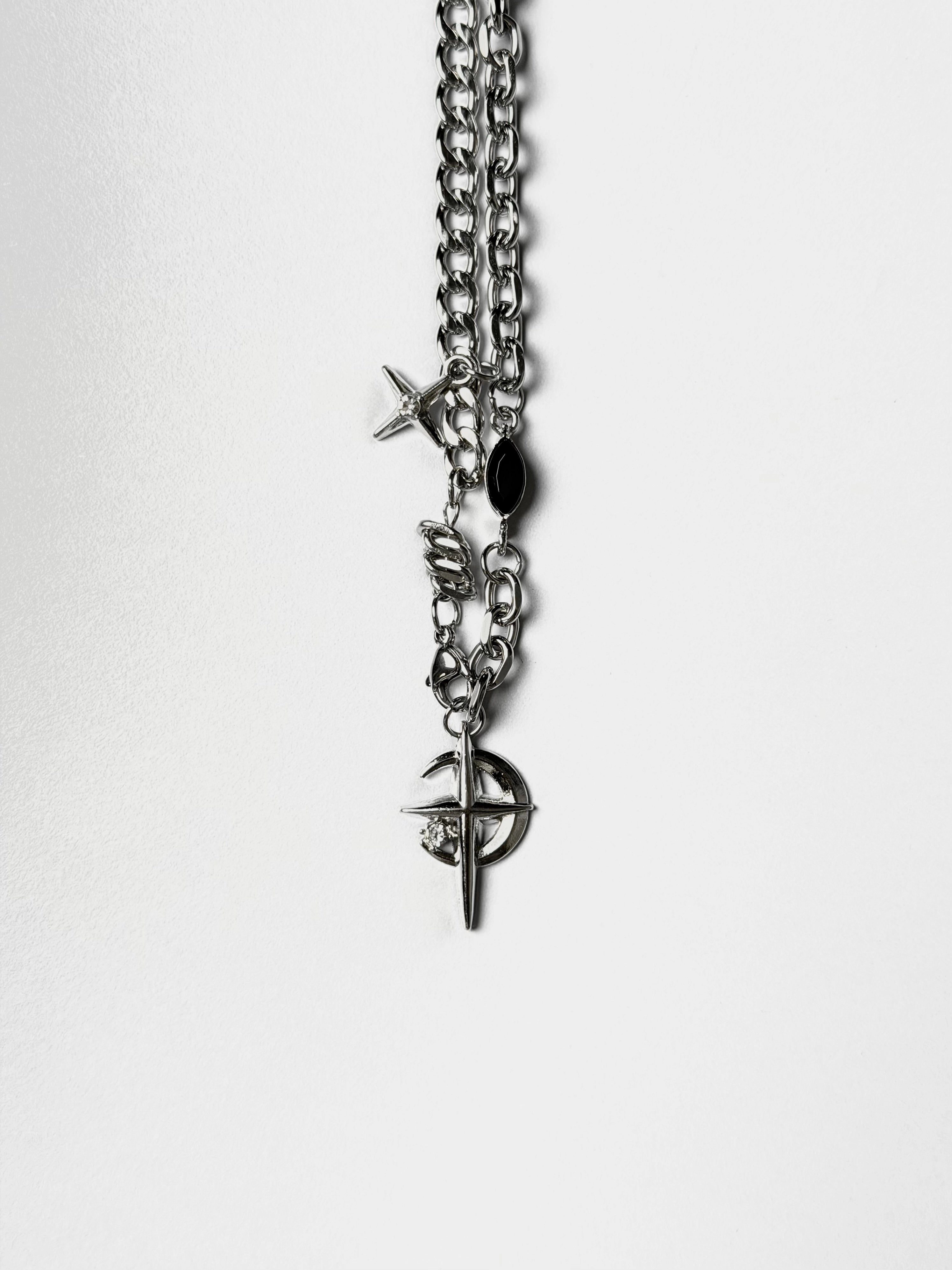 GOTHIC X CHAIN