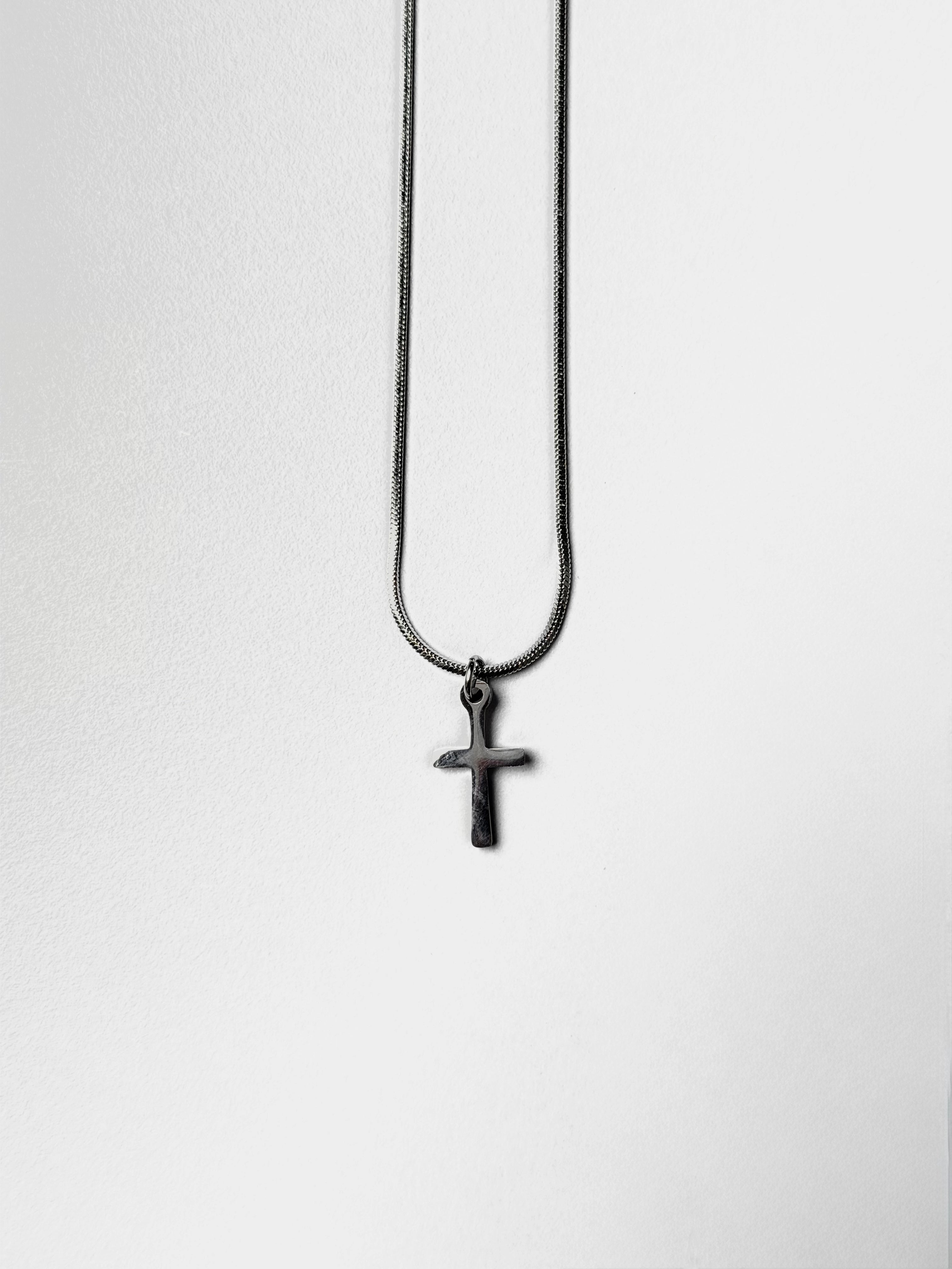 MIN CROSS CHAIN