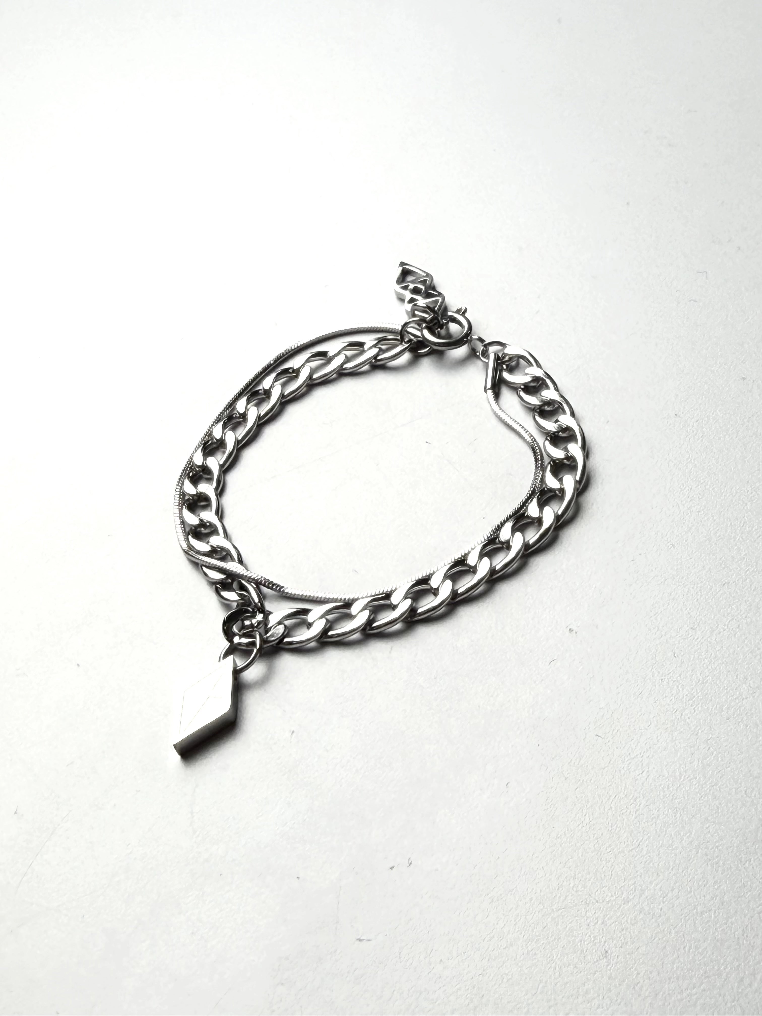 SHADOW LINK BRACELET