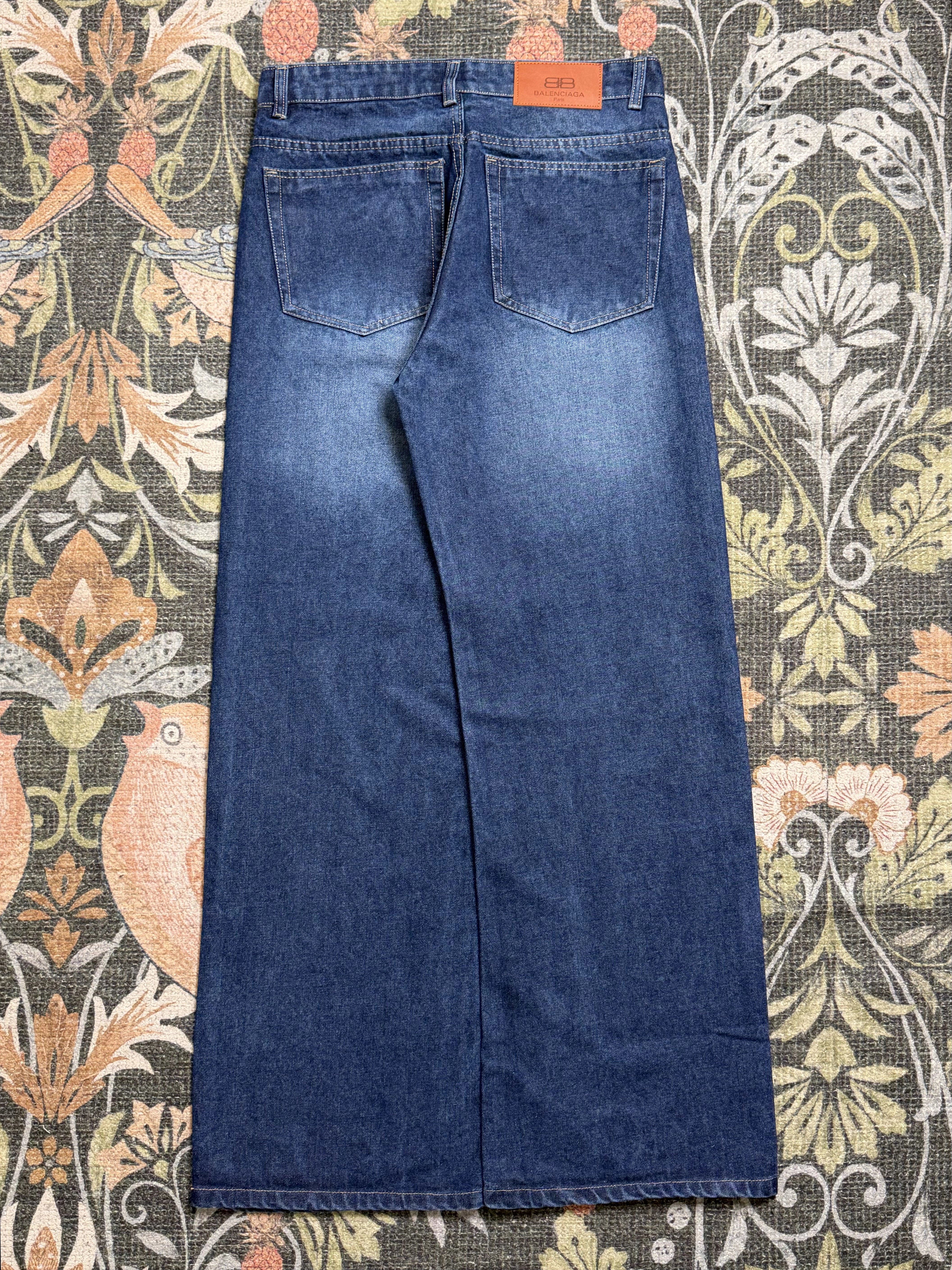 AND  BLUE BAGGY