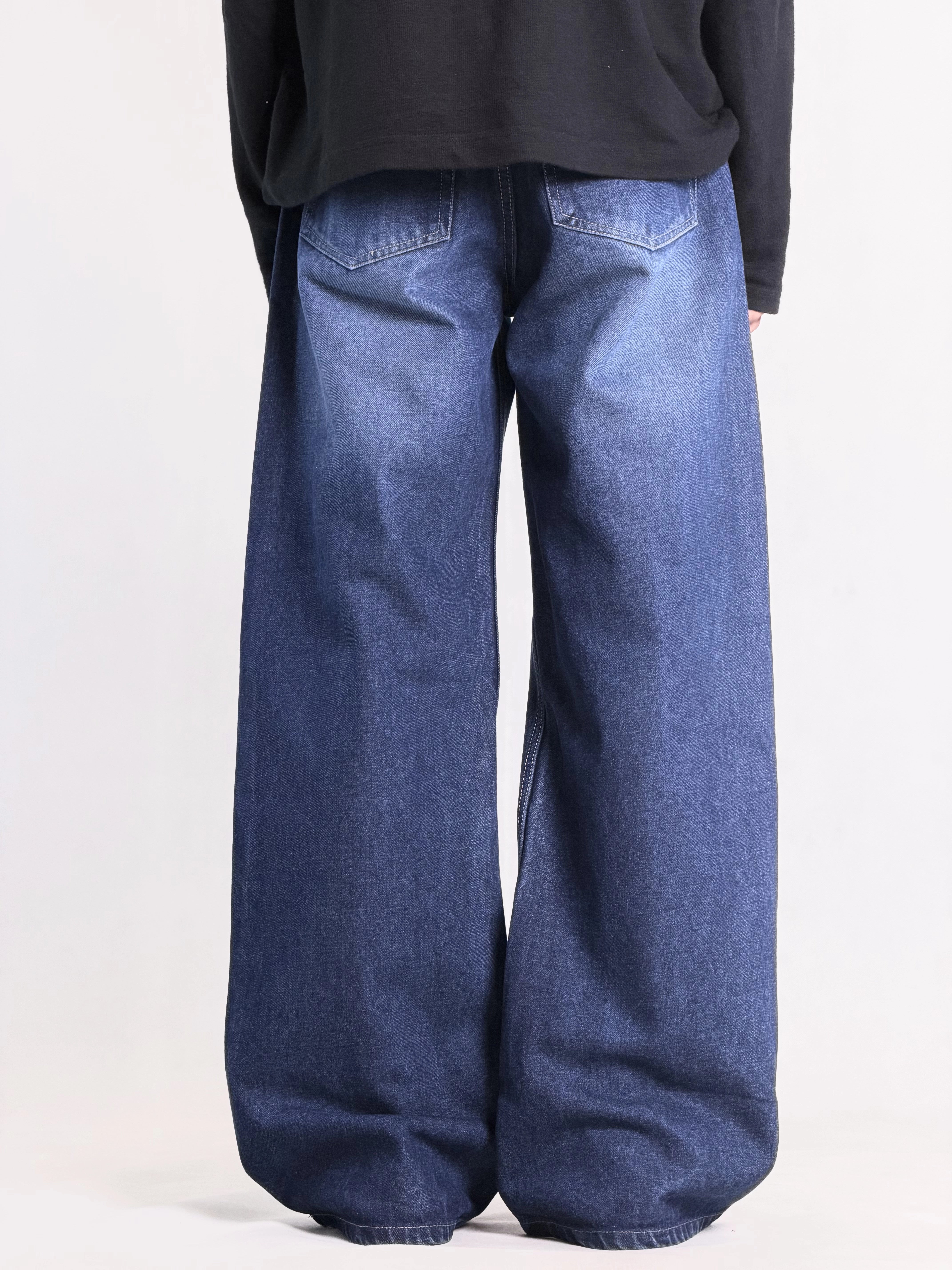 AND  BLUE BAGGY