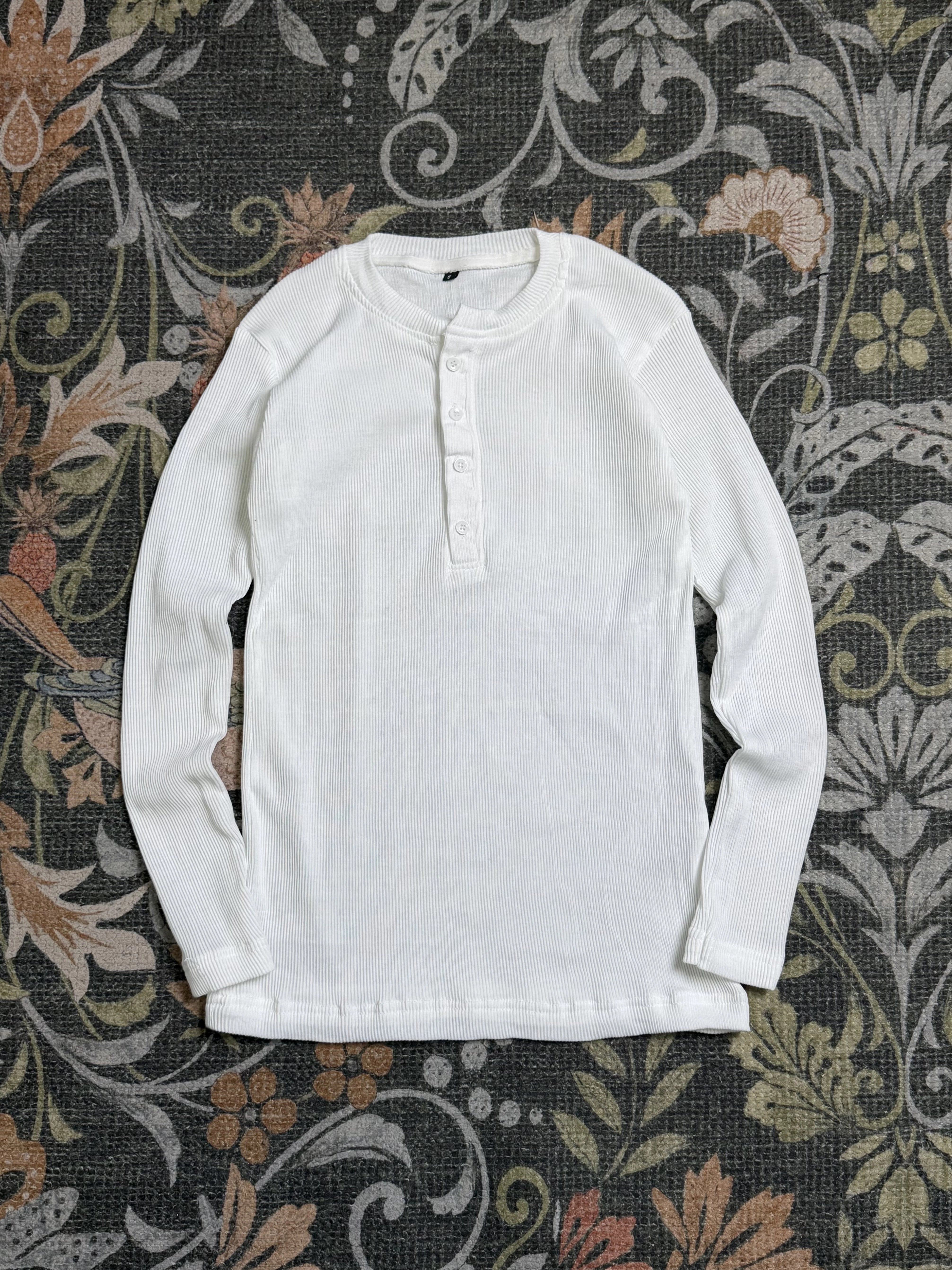 HENLEY WHITE TIGHTFIT