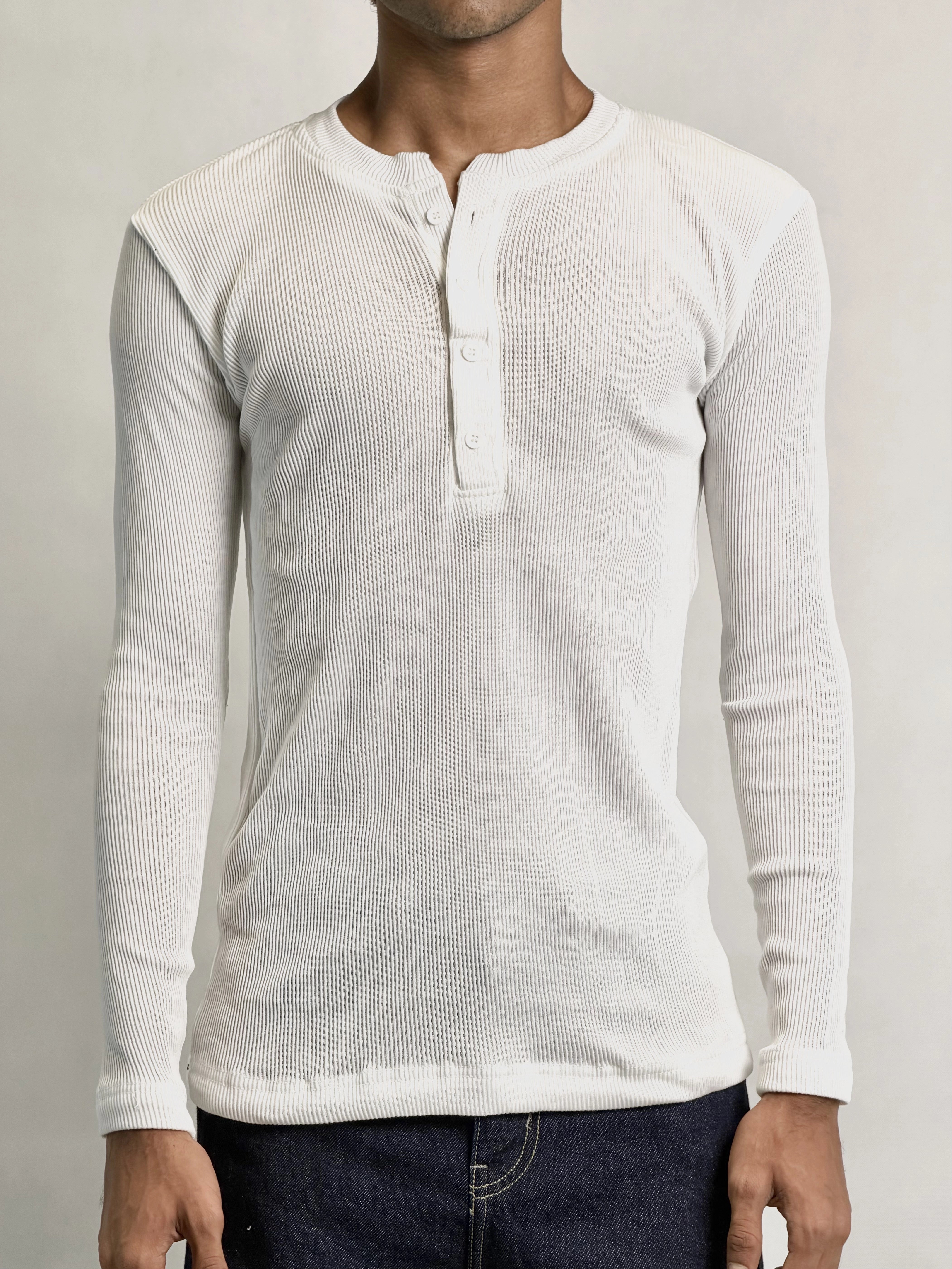 HENLEY WHITE TIGHTFIT