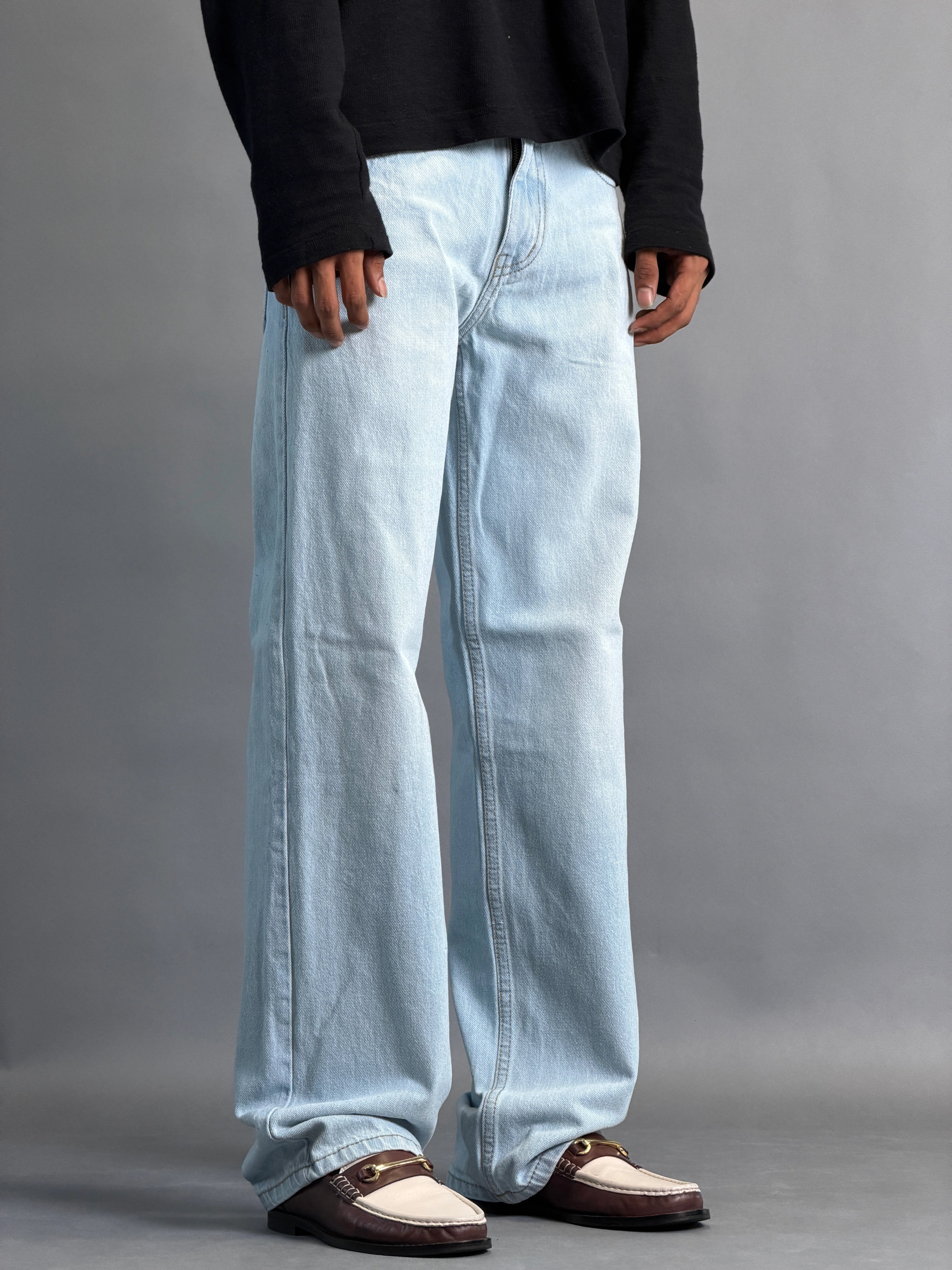 LAY BLUE STRAIGHT