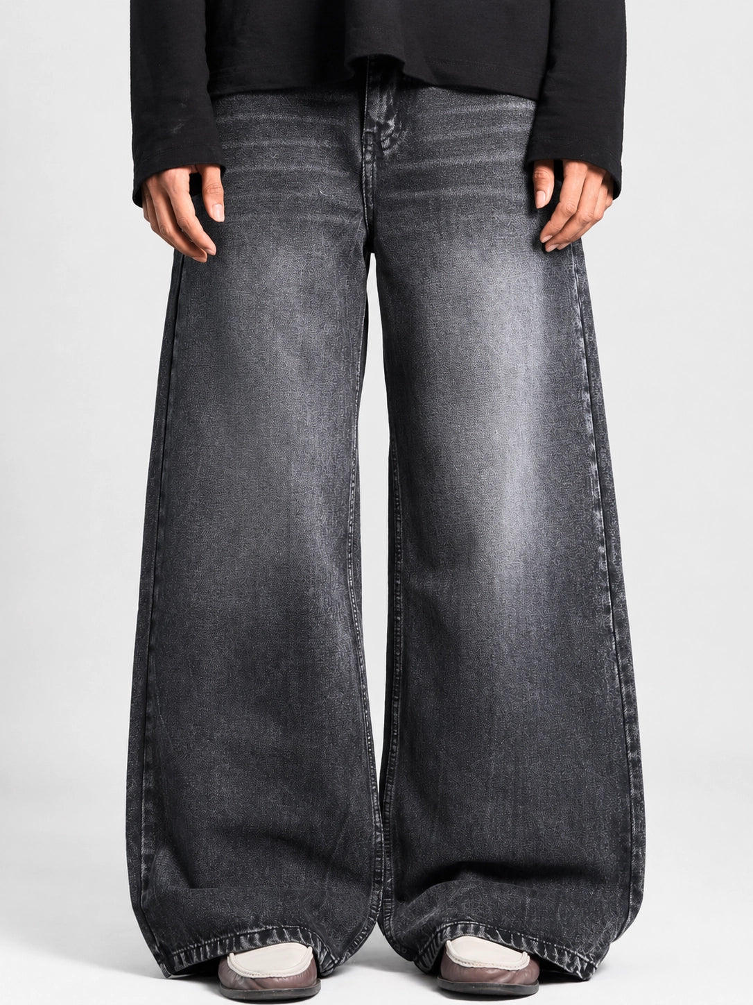 AEROX DARK WIDE