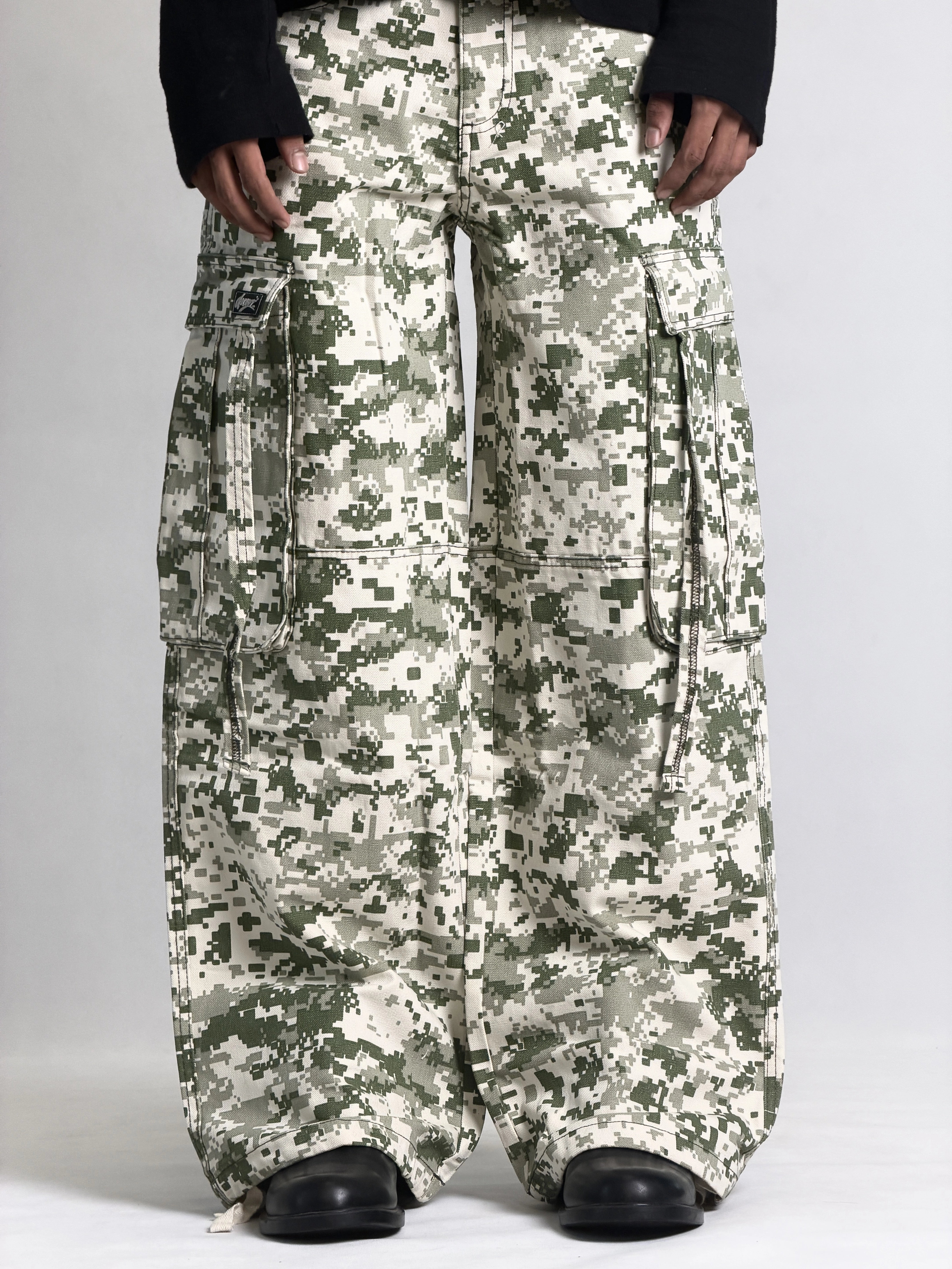 SNOW CAMO CARGO