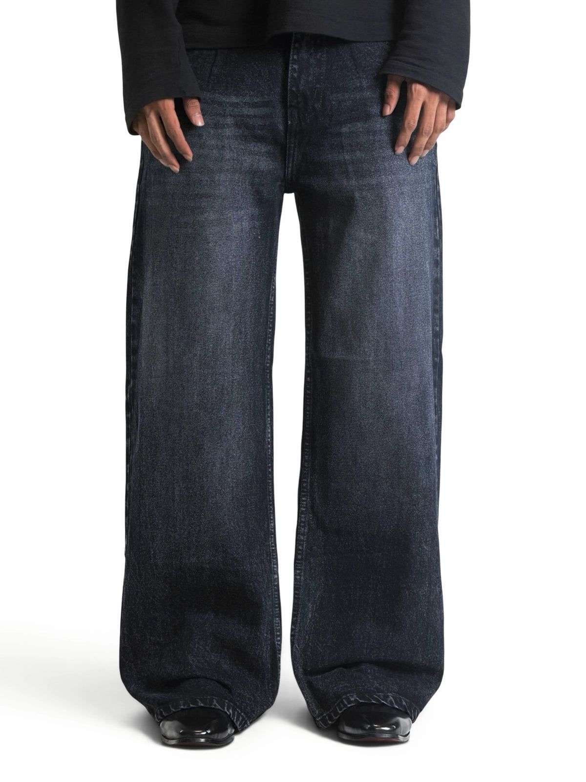 MAX DARK BAGGY